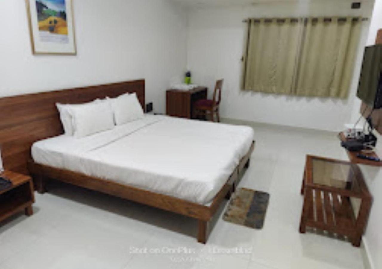 Hotel Rajwada Kapurhol Kapurwahal Εξωτερικό φωτογραφία