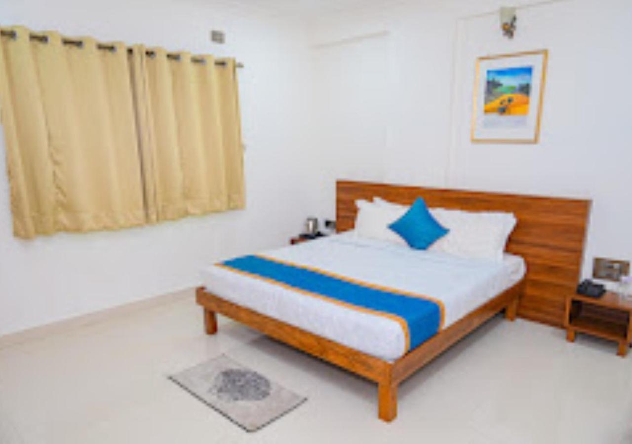 Hotel Rajwada Kapurhol Kapurwahal Εξωτερικό φωτογραφία